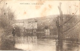 27 Les Andelys Le Petit Andely Le Vieux Moulin De Gardon Taches - Les Andelys