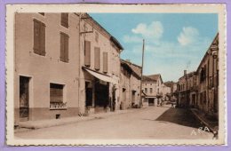 82 - MONCLAR De QUERCY -- Avenue De Montauban - Montclar De Quercy