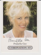 Authentic Signed Card / Autograph - British Actress PRUNELLA GEE TV Series CORONATION STREET - Autographes