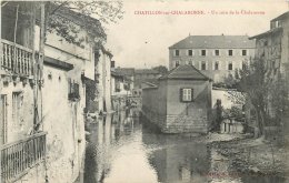 CHATILLON  SUR CHALARONNE UN COIN  DE LA CHALARONNE - Châtillon-sur-Chalaronne