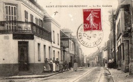 SAINT-ETIENNE-du-ROUVRAY --La Rue Gambetta - Saint Etienne Du Rouvray