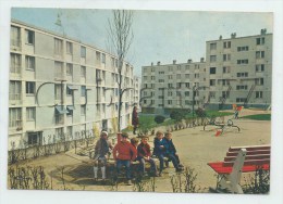 Montigny-les-Cormeilles (95)  : Les Jeux Pour Enfants Au Domaine De La Source En 1964 (animé)  GF. - Montigny Les Cormeilles