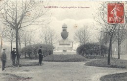 NORD PAS DE CALAIS - 59 - NORD - LANDRECIES - Le Jardin Public Et Le Monument - Landrecies