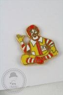 Ronald McDonald´s Advertising - Golden Colour Pin Badge #PLS - McDonald's