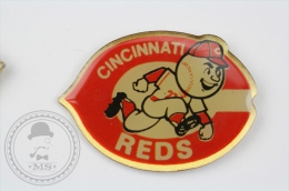 Cincinnati Reds Baseball Team - Pin Badge #PLS - Baseball