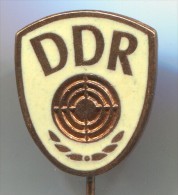 ARCHERY / SHOOTING - East Germany, DDR, Enamel, Pin, Badge - Archery