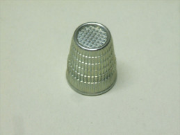 DÉ à COUDRE Métal N° 12 - Thimbles