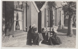 Rijssen    Boerderij Kinderstoel Breien Oudere Dames          Scan 8377 - Rijssen