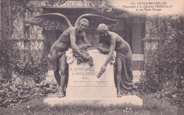 Delcampe - UCCLE : Monument érigé à La Mémoire De Edith Cavell Et De Marie Depage - Uccle - Ukkel