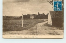 PLESSIS BOUCHARD  - Grande Rue. - Le Plessis Bouchard