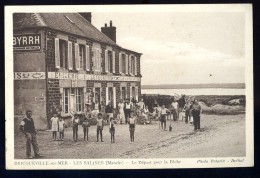 Cpa Du 50 Bricqueville Sur Mer - Les Salines -- Le Départ Pour La Pêche       - Bréhal AO19 - Brehal