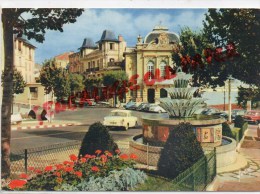 Delcampe - 63 - CHATELGUYON - PLACE BROSSON ET LE CASINO - Châtel-Guyon