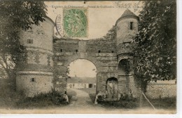CPA 28 ENVIRONS DE CHATEAUNEUF FERME DE GUILLANDRU PORTAIL DU XIII 1905 - Châteauneuf