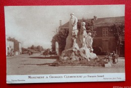 85 - SAINT HERMINE - Monument à Georges CLEMENCEAU Par F. SICARD - Sainte Hermine