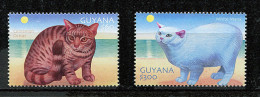 (cl 26 - P46) Guyane ** N° 5318/5319  (ref. Michel Au Dos)- Chats - Guyane (1966-...)