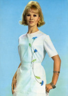 SAULXURES (88) Cpsm Publicitaire étalissements Bragard Mode Vetements Modèle Bleuette - Saulxures Sur Moselotte