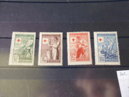 FINLANDE TIMBRE OU SERIE   YVERT N°305.308 - Neufs