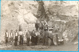 Kingdom YU. The Eastern Serbia Stone-pit  Vith Vorkers And The "Skoda"  Track. 193(?). Photopostcard. - Vrachtwagens En LGV