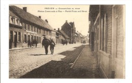 PROVEN - POPERINGE - BELGIQUE - MAISON COMMUNALE ET RUE - ANIMATION - Poperinge