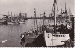 CPSM Lorient - Vue Du Port De Pêche Prise De La Base Sous-marine -  1957 (9314) - Lorient