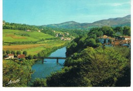 CAMBO - Vue Sur La Vallée De La Nive Depuis Les Terrasses Du Bellevue - Lavielle 1637 - écrite -tbe - Cambo-les-Bains