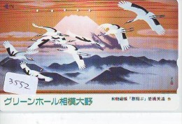 Telecarte Japon OISEAU (3552)  GRUE - Couple En Parade Sur HOKKAIDO * CRANE BIRD Japan Phonecard * KRANICH Vogel TK - Gallináceos & Faisanes