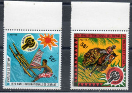 WALLIS Et FUTUNA : Année Internationale De L'Enfant : Enfant En Tenue Traditionnelle, à La Plage   - Enfance - Famille - - Unused Stamps