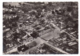 CPSM Photo Poix En Picardie Vue Aérienne Place De La République édit CIM N°5729 écrite - Poix-de-Picardie