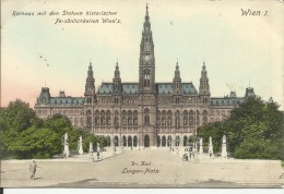 AUTRICHE . WIEN I . ( VIENNE ) DR KARL LUEGER PLATZ .  RATHAUS MIT DEN STATUEN HISTORISCHER . PERSONLICHKEITEN WIEN S - Wien Mitte