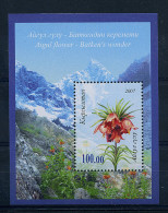 Lot 250 - B 10 - Kirghizstan** Bloc N° 38 - Fleurs Des Montagnes - Kirghizistan