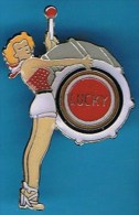 PIN´S //  . LUCKY - Pin-Ups