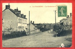 * LA MACHINE - La Gendarmerie - 1913 ( Chien, Enfant ) - La Machine