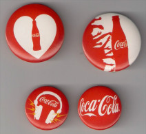 4 Badges COCA-COLA.   Publicité. - Otros & Sin Clasificación