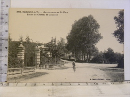 CPA  (35) Ille Et Vilaine - BECHEREL - Arrivée Route De St Pern - Entrée Du Château De Caradeuc - Bécherel