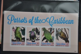 N 239++ GRENADINES OF ST. VINCENT 2014 VOGELS BIRDS OISEAUX PARROTS MNH ** - St.Vincent & Grenadines