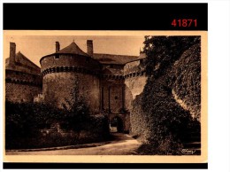 Chateau De Lassay Le Pont Levis - Lassay Les Chateaux