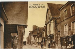 CPA 35 VITRE Carte Rare - La Rue De Paris Et Ses Maisons Du XVème - Papier Glacé - Vitre