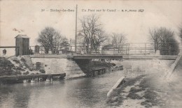 NOISY LE SEC (Seine Saint-Denis) - Un Pont Sur Le Canal - Noisy Le Sec