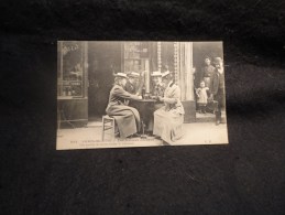 Tirage Original . Paris - Moderne . Les Femmes Cochers .La Partie De Cartes . Pub " Byrrh " .C . M . N° 934. - Ohne Zuordnung