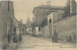 CPA 53 SAINT DENIS D'ANJOU Carte Rare - Rue De Morannes, Animée - Editions Malicot - Chateau Gontier