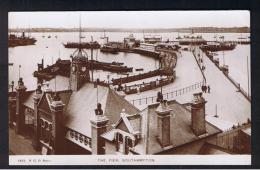 RB 991 - Early Real Photo FGO F.G.O. Stuart Postcard - The Pier Southampton - Hampshire - Southampton