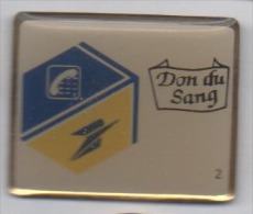 La Poste , PTT , Don Du Sang - Postes