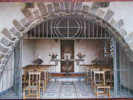 54 - VANDOEUVRE - Intérieur De La Petite Chapelle De La Vierge Des Pauvres. - Vandoeuvre Les Nancy