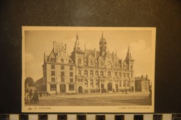 CP, 08, MEZIERES L'Hotel De Ville Et La Poste N°45 Edition CAP - Autres & Non Classés