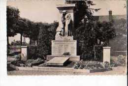 Vaires Monument Aux Morts - Vaires Sur Marne