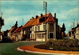 78-NEAUPHLE LE CHATEAU...PLACE MANCEST  ...CPM - Neauphle Le Chateau