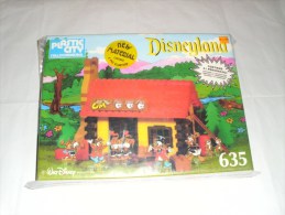 Plastic City Italocremona / DISNEYLAND  635 - Jouets Anciens