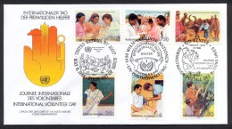 United Nations  New York/Vienna/Geneva 1988 - FDC - International Volunteer Day - Gezamelijke Uitgaven New York/Genève/Wenen