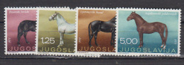 YOUGOSLAVIE    1969               N°    1237 / 1240      COTE    4 € 50         ( 789 ) - Neufs