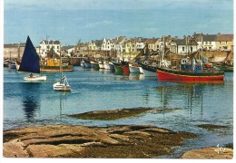 CPM FRANCE 44 LOIRE-ATLANTIQUE LA TURBALLE - Le Port De Pêche Et Les Bateaux Au Fond Du Port - 1980 - La Turballe